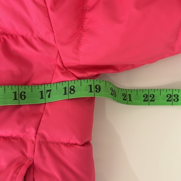 NEW / Crewcuts Girls' metallic cropped puffer jacket with PrimaLoft® - Picture 6 of 8